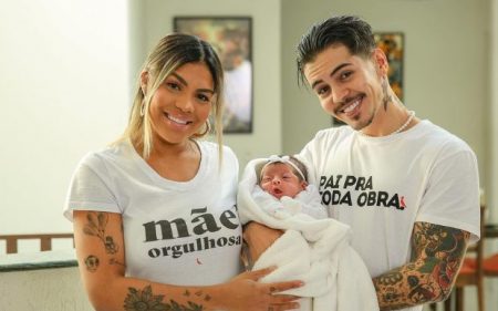 Tays Reis e Biel celebram um mês da filha com festa: “Era pra estar nascendo essa semana”