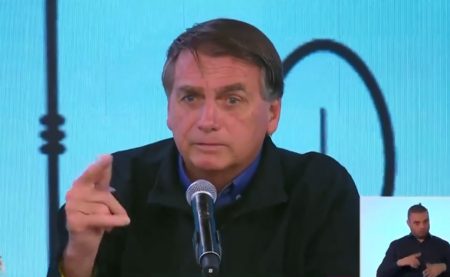 Jovem Pan diminui elogios a Bolsonaro com medo de represália do TSE