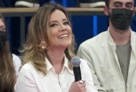 Natuza Nery desabafa e faz homenagem a Jô Soares e Cris Lôbo na Globo