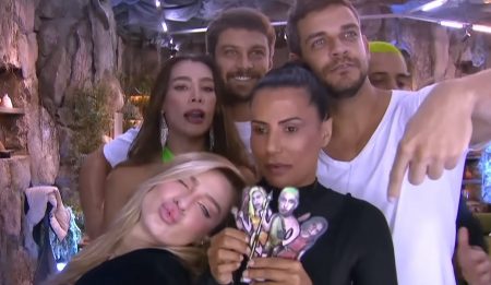 Ilha Record 2022 fica atrás do SBT; Canta Comigo Teen é vice-líder de audiência