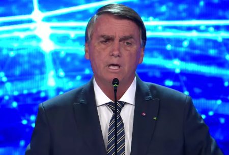 Bolsonaro recusa entrevista na CNN Brasil e aceita ir na Jovem Pan e RedeTV!