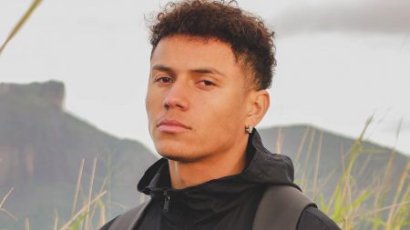 Danrley Ferreira é reconhecido em universidade como ex-BBB e se irrita com haters