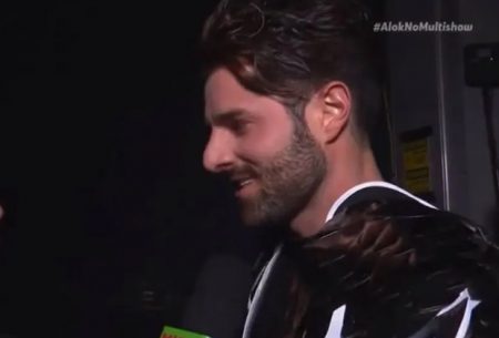 Alok chama a atenção com comportamento em entrevista ao vivo no Multishow