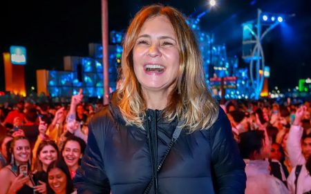 Adriana Esteves é ovacionada pelo público do Rock in Rio: “Carminha”