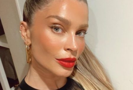 Grazi Massafera surge pela primeira vez como Débora de Travessia; veja a foto