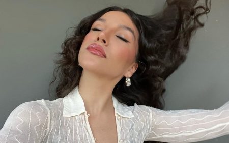 Cantor dá em cima de Priscilla Alcântara com comentário ousado