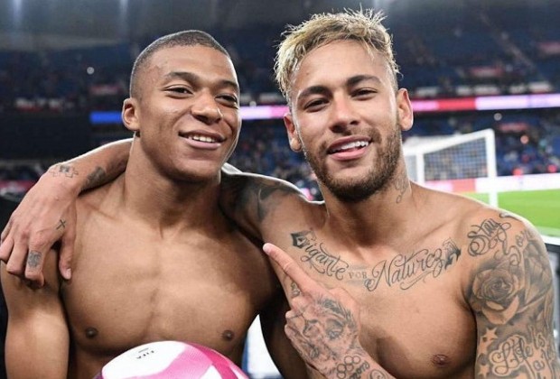 Mbappé quebra o silêncio e fala da relação polêmica com Neymar