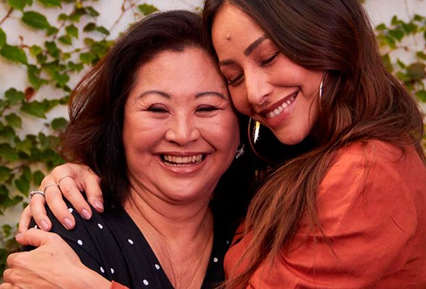 Sabrina Sato faz homenagem especial no aniversário de 70 anos da mãe: “Me inspira”