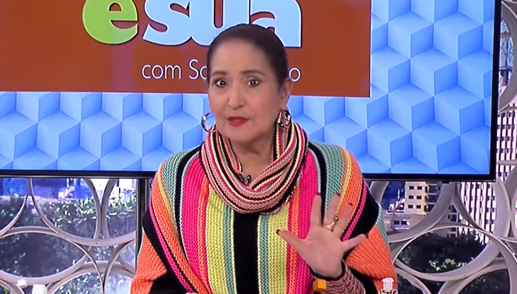 Sonia Abrão rasga o verbo ao ver flamenguista assediando repórter da ESPN