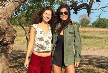 Juliana Paes rasga elogios a Alanis Guillen após cena em Pantanal