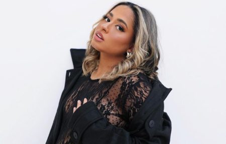 MC Loma mostra filha pela primeira vez após polêmica sobre pai da bebê