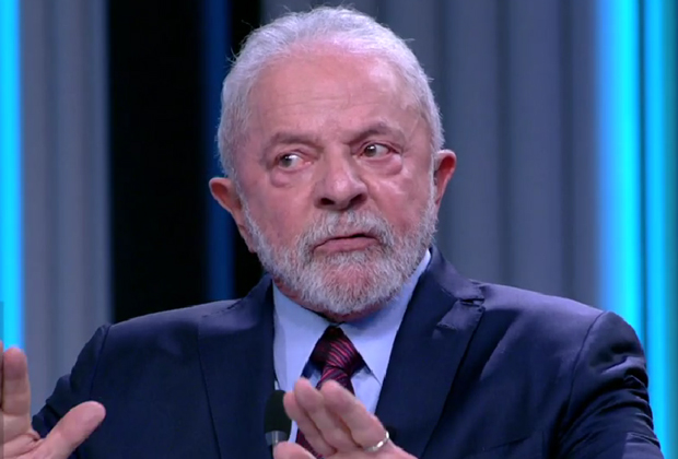 Lula aproveita audiência da Globo e faz acusações contra Bolsonaro