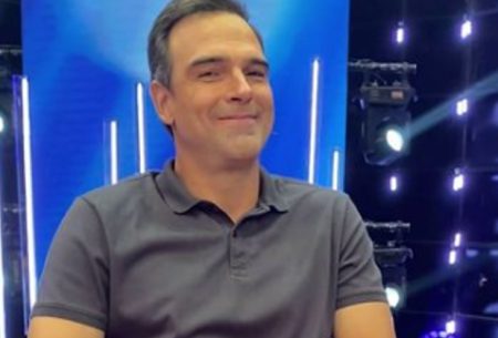 Tadeu Schmidt adota novo visual e é reprovado por internautas: “Não”