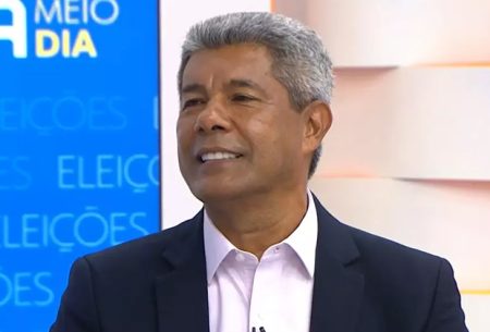 Candidato a governo falta debate de afiliada do SBT, é “punido” e faz acusação