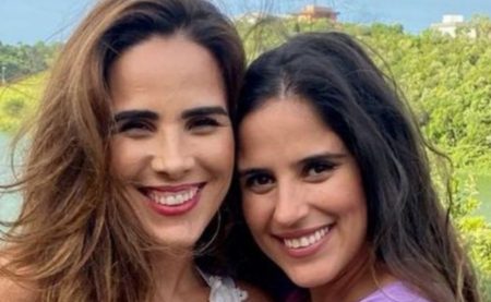 Camilla Camargo posta foto em família com Dado Dolabella e Wanessa