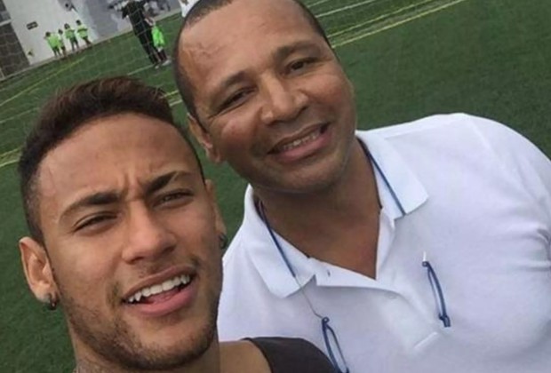 Pai de Neymar elogia Bolsonaro e compra briga com Lula após alfinetada