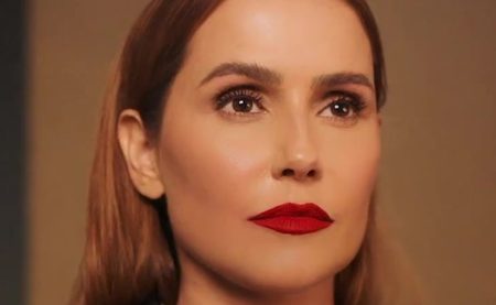 Deborah Secco vai reviver personagem de novela em Vai na Fé