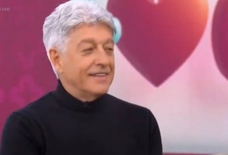 Caco Barcellos desabafa ao vivo sobre fim de relacionamento: “Erro meu”