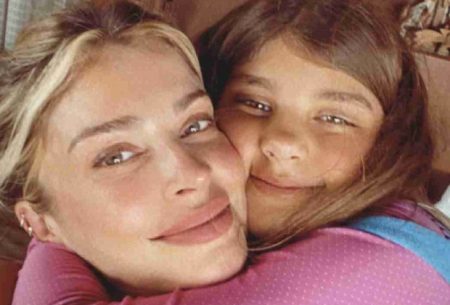 Grazi Massafera revela truque para matar saudade da filha por causa do trabalho