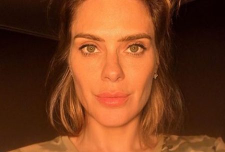 Carolina Dieckmann impressiona ao revelar sala de sua mansão que custa R$ 9 milhões