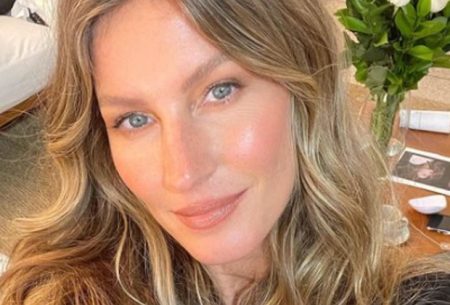 Suposto affair de Gisele Bündchen viajou para dar aulas aos filhos dela