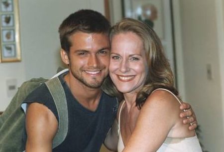 Lucinha Lins recorda beijo em Claudio Heinrich, 19 anos mais novo que ela: “Foi pra valer”