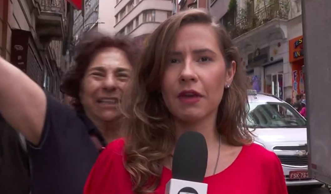Bolsonarista invade link da Globo e deixa repórter atordoada em telejornal