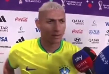 Diogo Defante pede para Richarlison mostrar “rolinha” e atacante toma atitude