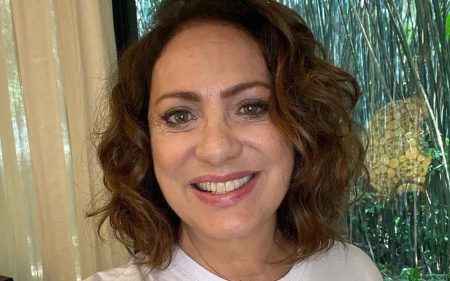 Eliane Giardini retorna às novelas em participação especial em Cara e Coragem