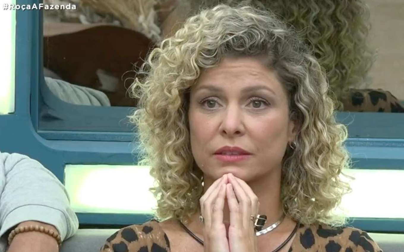 A Fazenda 2022: Bárbara Borges desconfia de crise fora do reality show
