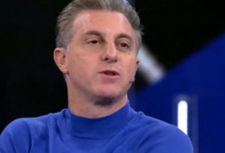 Luciano Huck vira piada após erro surpreendente com participante no Domingão