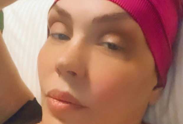 Simony desabafa após notícia envolvendo tratamento contra o câncer