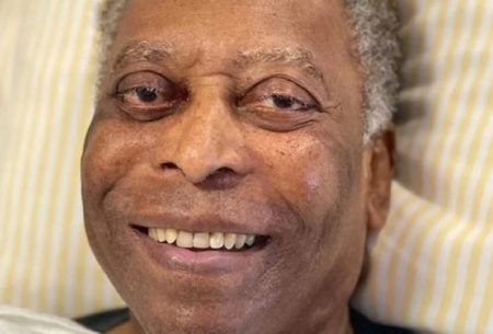 Filhas de Pelé tomam atitude comovente no hospital onde o pai está internado