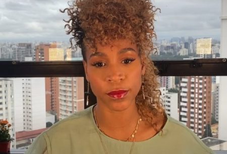 Karol Conká rebate desafeto após receber provocação por cantar com Luísa Sonza