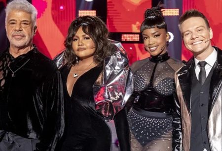 Finalista do The Voice Brasil é comparado a cantor internacional e dá opinião sincera