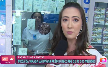Repórter da Globo é atacada por bolsonarista ao vivo: “Deselegante”