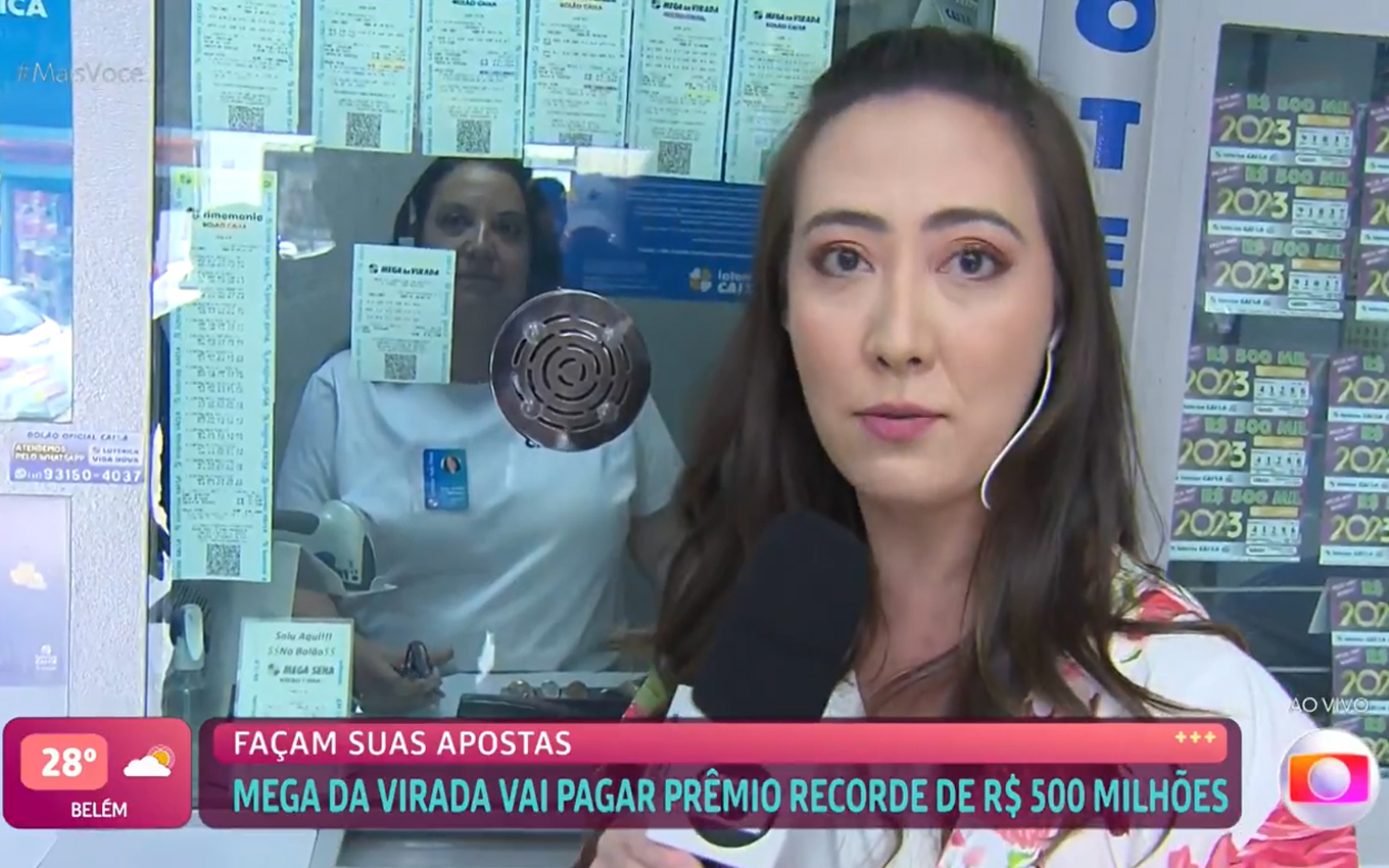 Repórter da Globo é atacada por bolsonarista ao vivo: “Deselegante”