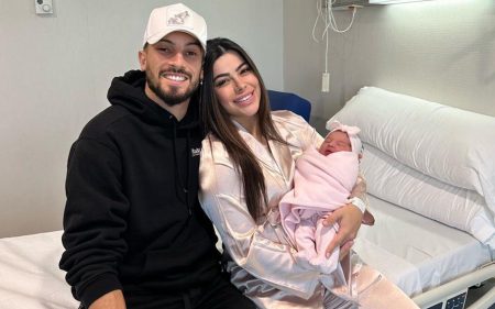 Nasce Antonella, filha do jogador Alex Telles