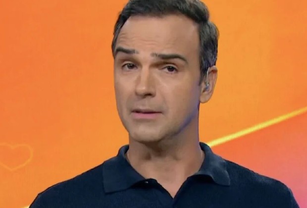 BBB 2023: Tadeu Schmidt deixa público da Globo “babando” com detalhe