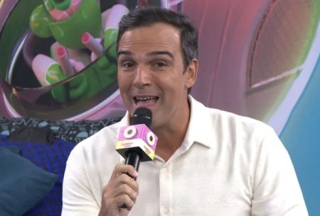 BBB 2023: Manoel comete grande gafe com Tadeu Schmidt, que se revolta ao vivo