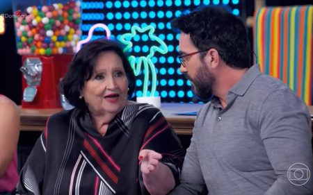 Déa Lúcia cutuca padre Fábio de Melo e se irrita ao vivo na Globo