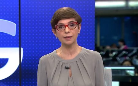 Banhista chama Renata Lo Prete para curtir praia na madrugada e âncora reage na Globo