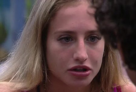 BBB 2023: Bruna Griphão tenta fugir ao máximo, mas dá beijo em brother criticado na web