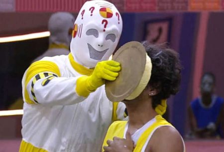 BBB 2023: Jogo da Discórdia imita o SBT com torta na cara e acaba criticado