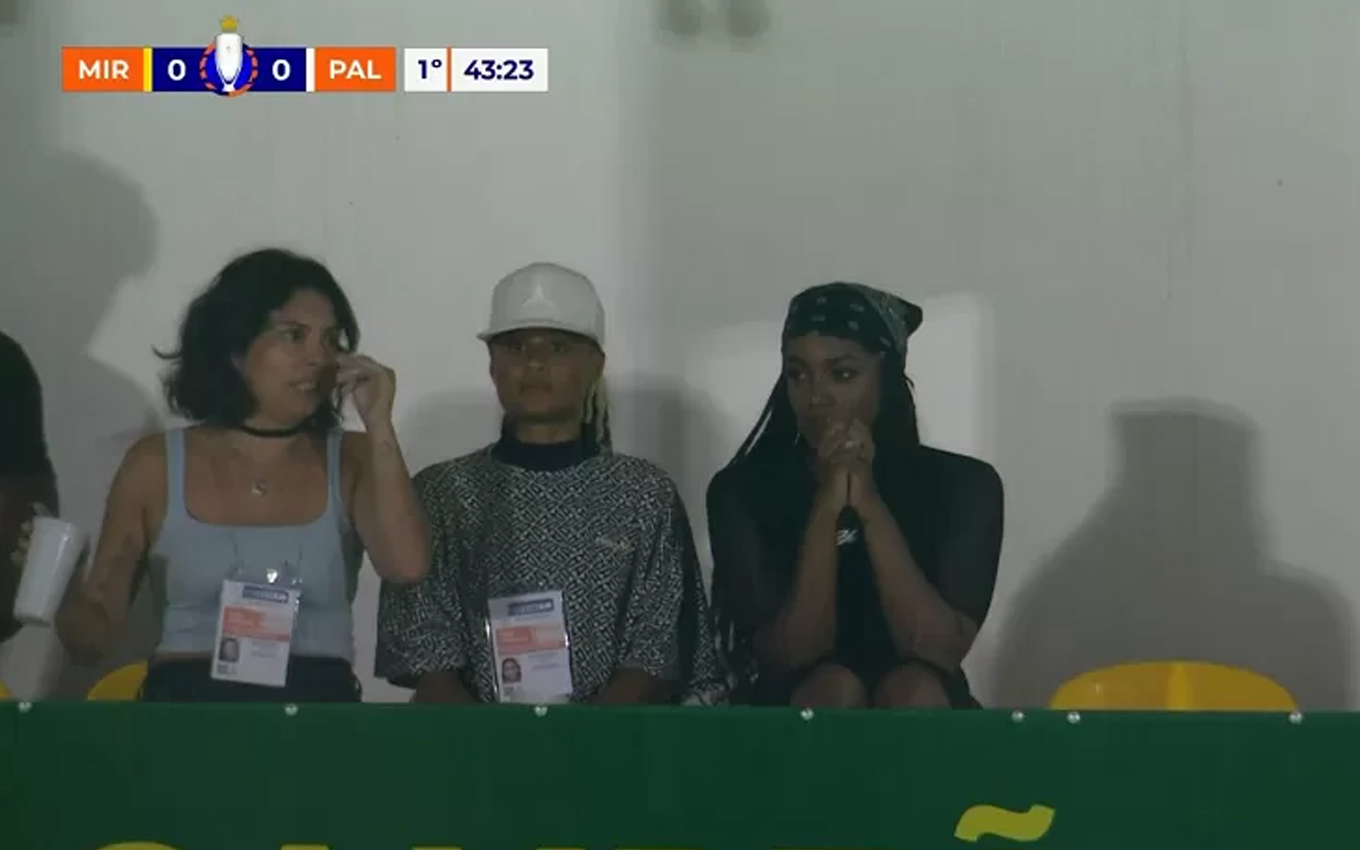 Iza no estádio