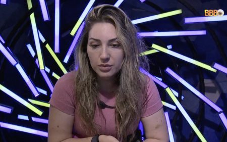 BBB 2023: Amanda solta pum no confessionário e faz desabafo sobre personalidade
