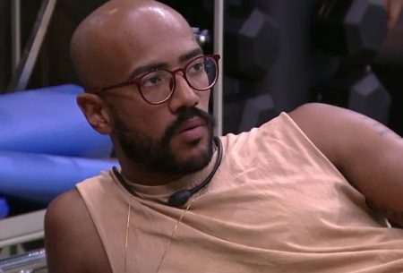 BBB 2023: Ricardo surpreende e chama Cezar para ser aliado