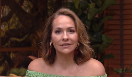Maria Beltrão relembra encontros com Glória Maria e se emociona na Globo