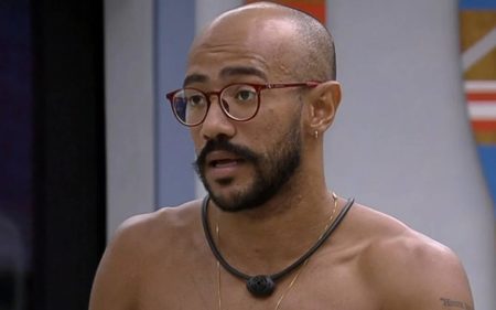 BBB 2023: Ricardo afirma que Larissa tem medo de tomar atitude no paredão
