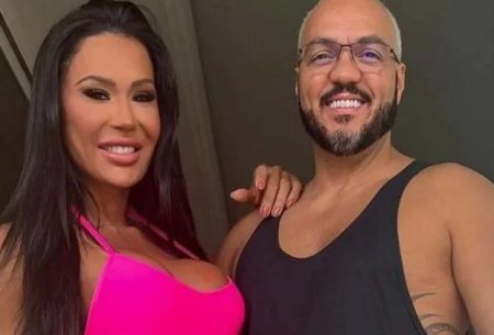 Gracyanne Barbosa passa dos limites e faz pedido ousado a Belo na web